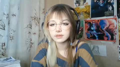 Snapshot of sonwosick chatting on 06-03-26, 03:17 Mila online show from 06-03-26, 03:17