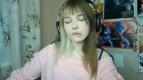 Snapshot of sonwosick chatting on 06-04-26, 04:13 Mila online show from 06-04-26, 04:13