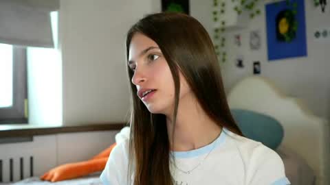 Eva 3 online show from 06-08-26, 12:16