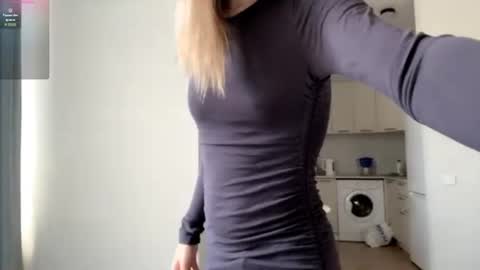 Snapshot of sonyakiss_ chatting on 06-19-26, 08:29 sonyakiss_ online show from 06-19-26, 08:29