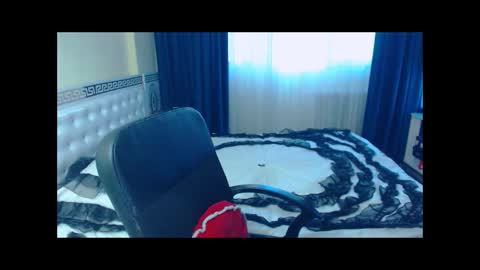 Snapshot of sonyamilf chatting on 01-02-25, 02:13 Sonya online show from 01-02-25, 02:13