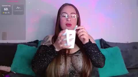 soofy online show from 11-12-25, 03:18