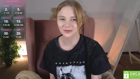 Litta online show from 05-25-26, 01:00