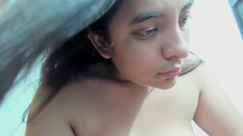 sophia_118 online show from 01-09-26, 06:53