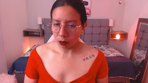  Sophia  online show from 09-15-25, 01:16