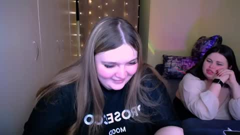 sophia__olsen online show from 05-26-26, 05:36