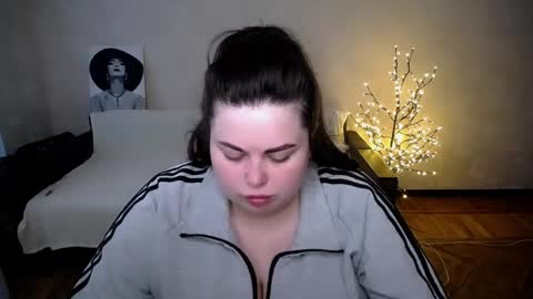 sophia__olsen online show from 05-29-26, 06:00