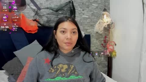 Sophia  online show from 10-23-25, 11:42