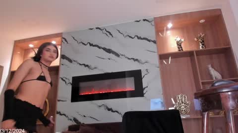 Snapshot of sophia_cambpell chatting on 12-03-24, 04:17 Sophia online show from 12-03-24, 04:17