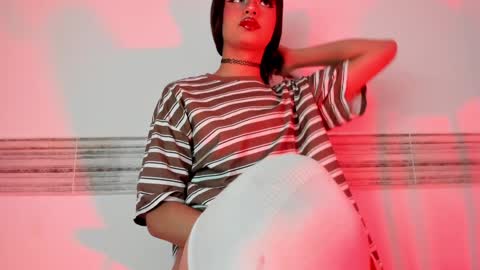 Snapshot of sophia_cambpell chatting on 02-07-25, 01:11 Sophia online show from 02-07-25, 01:11