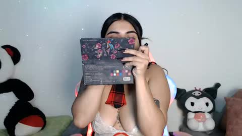 Snapshot of sophia_dazza398 chatting on 07-19-26, 12:25 sophia online show from 07-19-26, 12:25