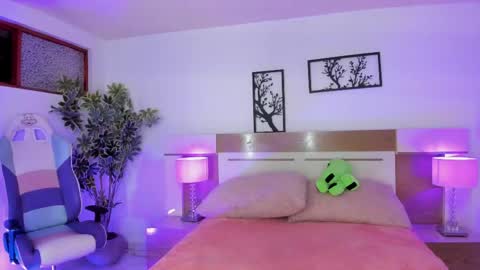 sophia_duarte_ online show from 05-22-26, 11:38
