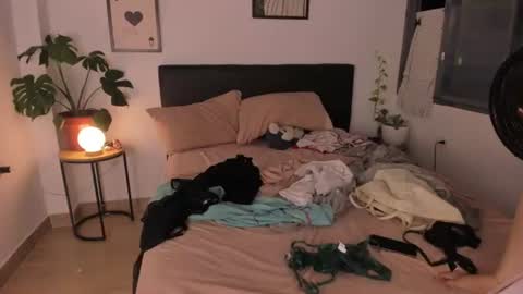 Snapshot of sophia_goth chatting on 06-18-26, 02:12 sophia_goth online show from 06-18-26, 02:12