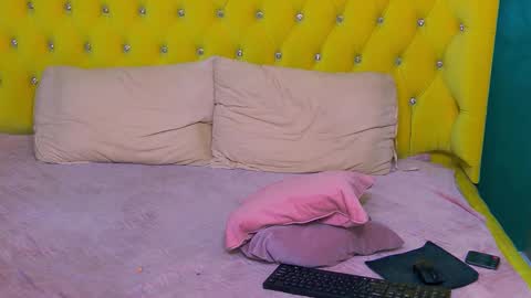 sophia smith4146 online show from 12-15-25, 05:01