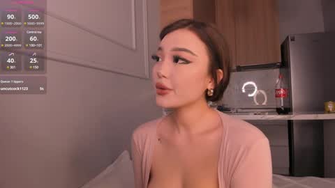 Snapshot of sophia_squirtits chatting on 01-31-25, 10:31 QUEEN OF SQUIRT online show from 01-31-25, 10:31