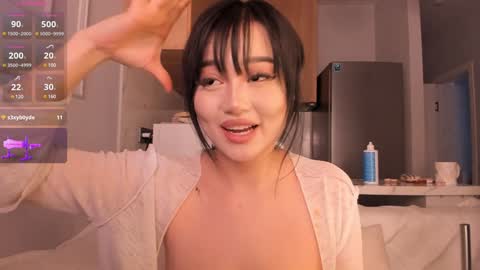 Snapshot of sophia_squirtits chatting on 02-08-25, 10:19 QUEEN OF SQUIRT online show from 02-08-25, 10:19