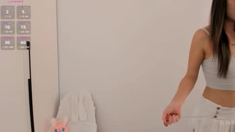 Snapshot of sophia_squirtits chatting on 10-24-25, 09:28 QUEEN OF SQUIRT online show from 10-24-25, 09:28