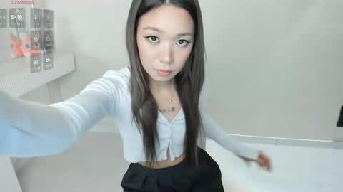 Snapshot of sophia_squirtits chatting on 11-11-25, 11:43 QUEEN OF SQUIRT online show from 11-11-25, 11:43