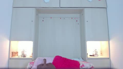  S O P H I A  online show from 10-31-25, 11:55