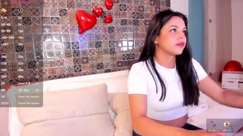 Snapshot of sophia_wilsonn_ chatting on 02-07-25, 11:12 Sofi online show from 02-07-25, 11:12