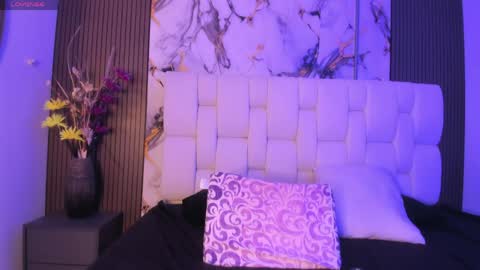 sophiaa10 online show from 04-21-26, 01:42