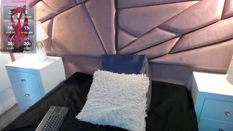 Sophi  online show from 11-06-25, 03:02