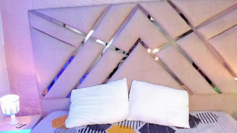 Sophia Paris online show from 04-08-26, 02:55