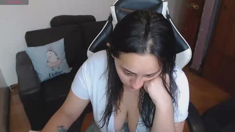 sophiaa_vega_ online show from 04-14-26, 11:49