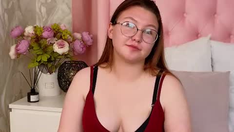 SophiaBelle online show from 07-20-26, 10:39