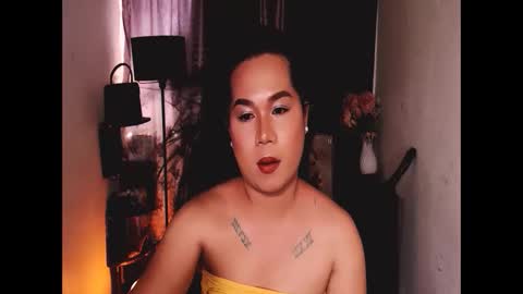 Snapshot of sophiacollinsx chatting on 05-31-26, 02:53 sophia will make u day online show from 05-31-26, 02:53