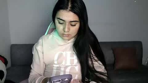 Snapshot of sophiadazza666 chatting on 06-23-26, 04:27 sophia online show from 06-23-26, 04:27