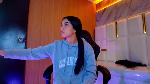 sophiadoll_tf online show from 10-29-25, 08:43