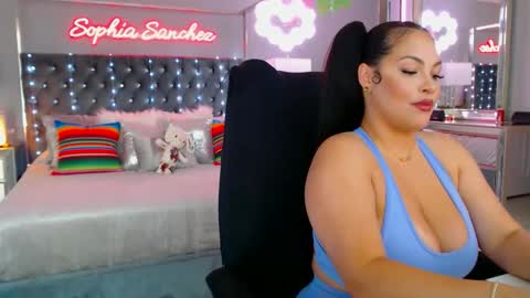 Snapshot of sophiasanchezxxx chatting on 04-28-26, 02:27 sophiasanchezxxx online show from 04-28-26, 02:27