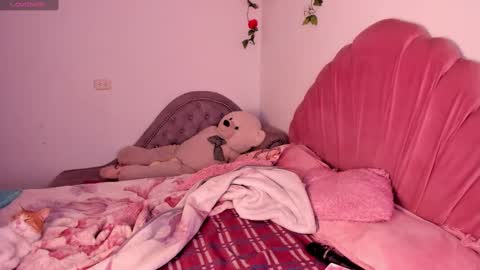 Snapshot of sophiconic_cb chatting on 10-03-25, 09:34 Clara sophia online show from 10-03-25, 09:34