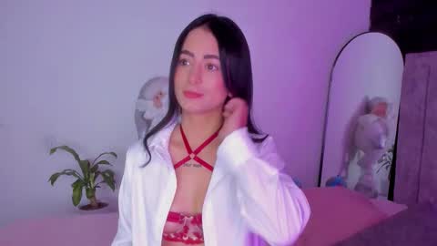  Sophie  online show from 12-16-25, 11:32