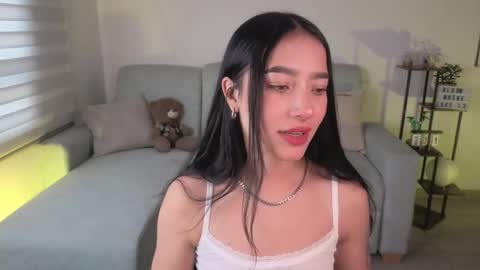 Sophie  online show from 03-31-26, 03:34