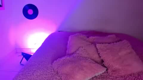 Sophie online show from 01-13-26, 06:18