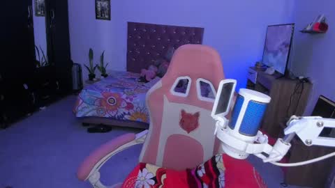sophie doll online show from 06-30-26, 01:50
