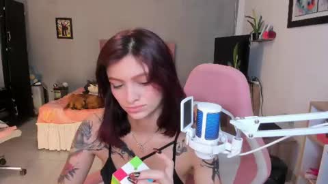 sophie doll online show from 07-31-26, 04:28