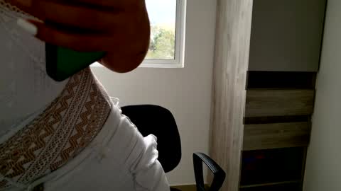 Sophie online show from 01-28-25, 10:23