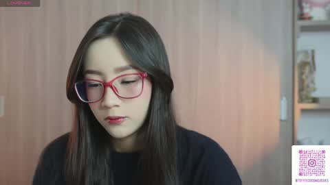 Sophie or Sof online show from 04-21-26, 08:44