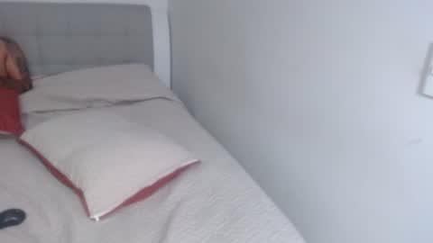 Snapshot of sophie_lopez1 chatting on 06-22-26, 03:36 Sofa online show from 06-22-26, 03:36