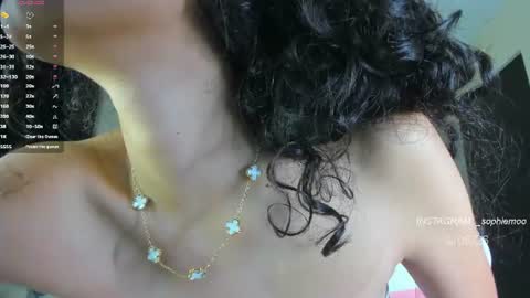 Sophie online show from 06-09-26, 12:39