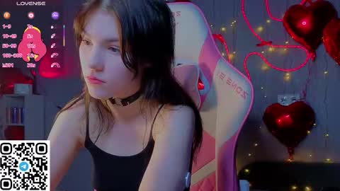 sophie_nomenal_ online show from 02-12-26, 04:29