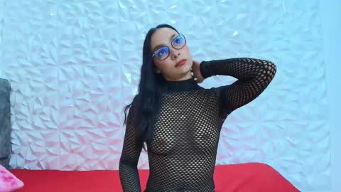 sophie_willow online show from 03-07-26, 09:45