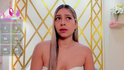 Sophie online show from 04-22-26, 12:18