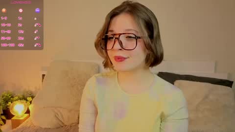 Snapshot of sophieblush chatting on 04-16-26, 04:24 Sophia online show from 04-16-26, 04:24