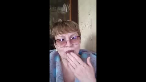 SophieBurnsX online show from 04-21-26, 12:33