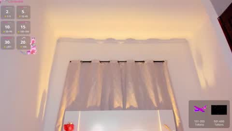 sophiecanbrook1 online show from 01-07-26, 10:45