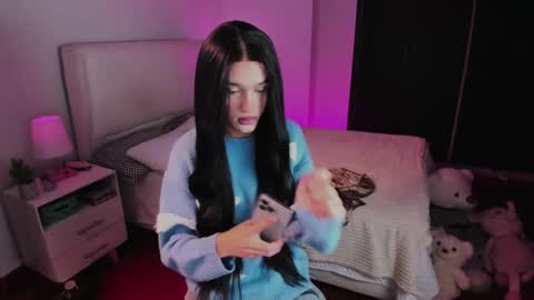 Snapshot of sophiecornett chatting on 09-24-25, 01:20 online show from 09-24-25, 01:20